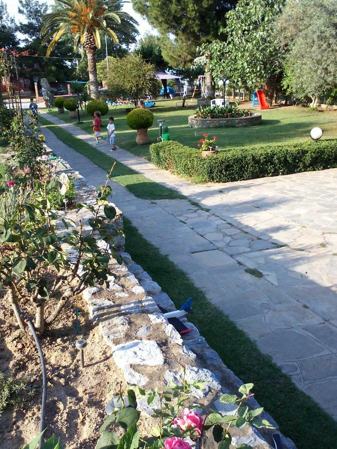 Jenny'S Garden Lägenhet Vourvourou Exteriör bild